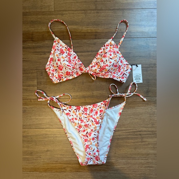 NWT Shade & Shore Pink Ditsy Floral Bikini - Picture 4 of 9